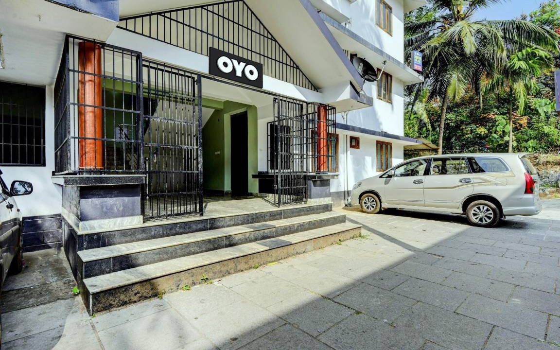 Photo of Buildings in Mahe
