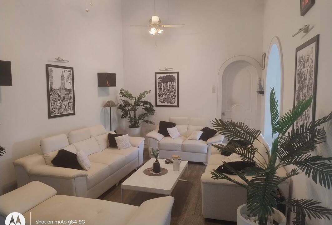 Photo of Livingroom in Dangui Colony