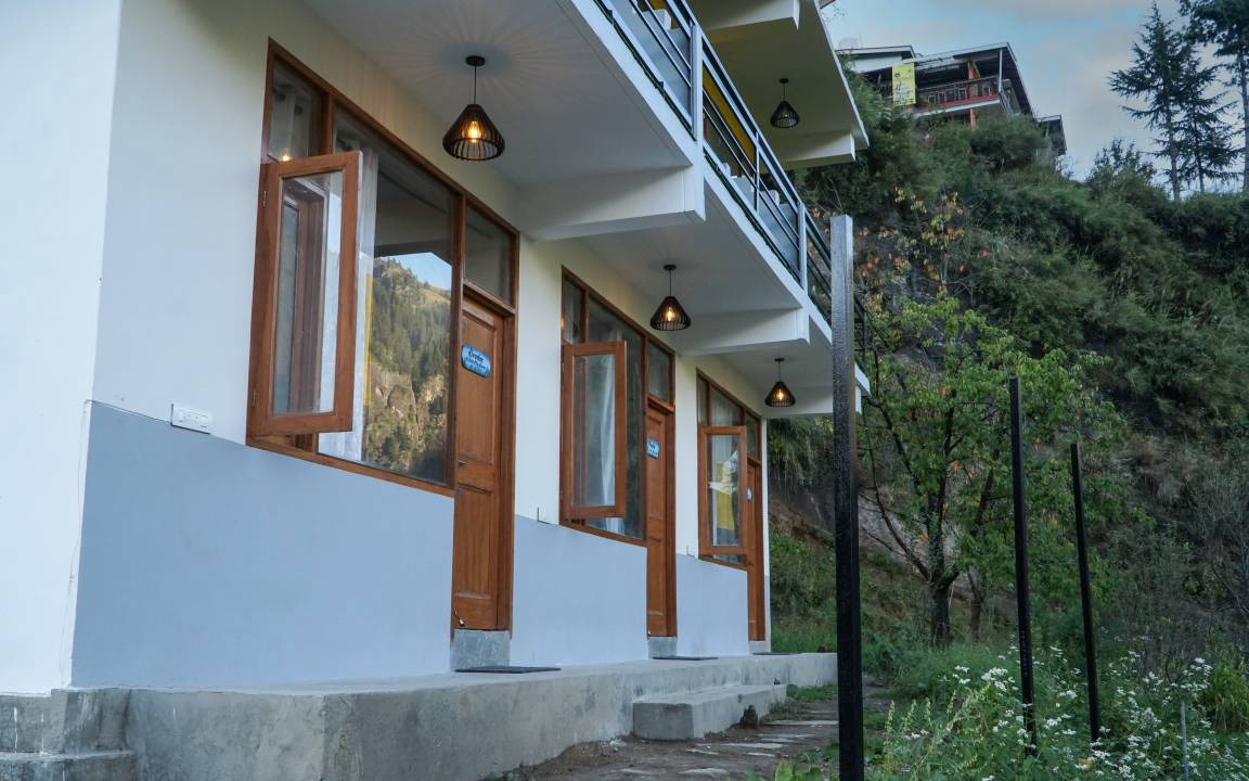 Photo of Others in Old Manali