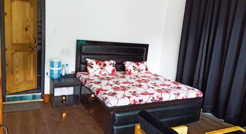 Photo of Bedroom in Tosh
