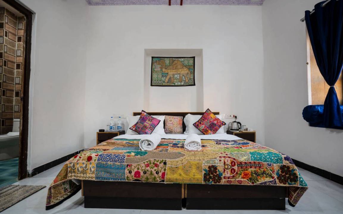 Photo of Bedroom in Amar Sagar Pol