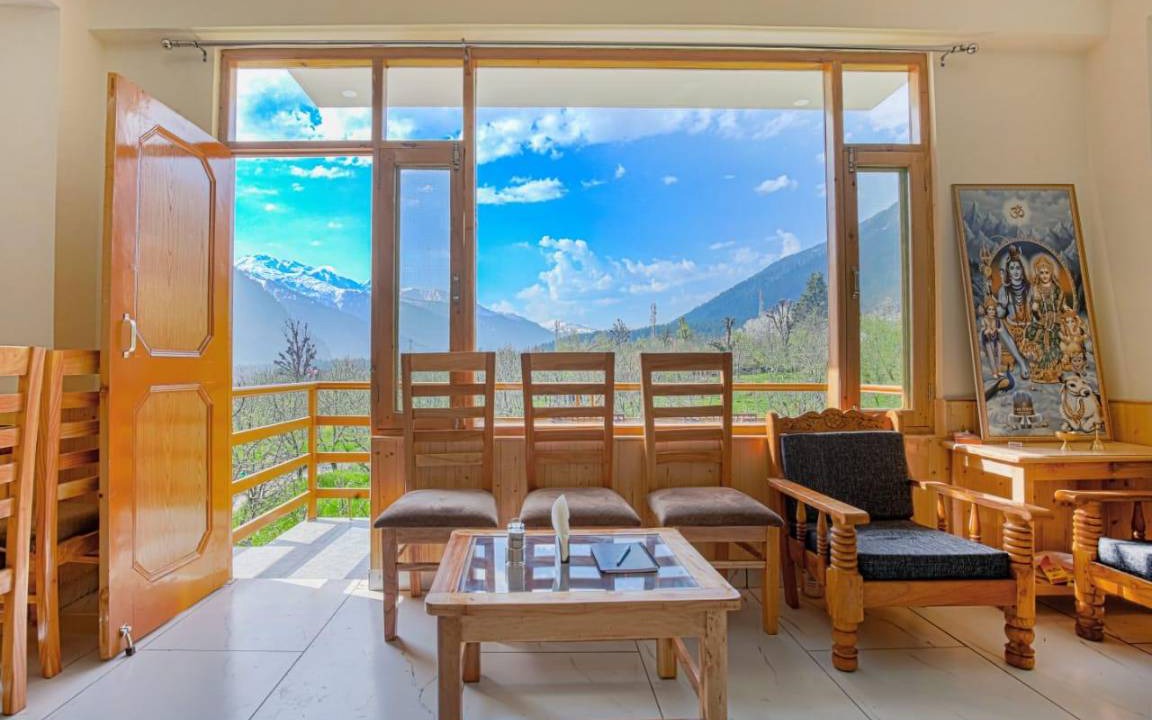 Photo of Others in Old Manali