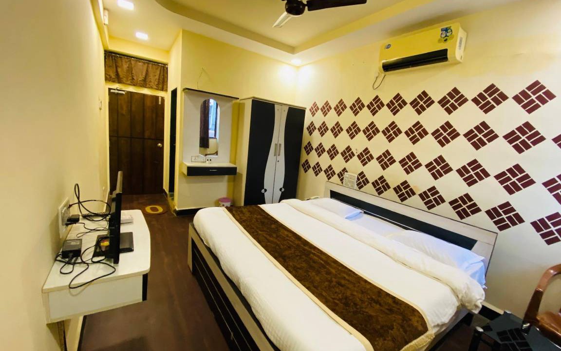 Photo of Bedroom in Ratnagiri