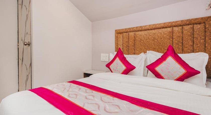 Photo of Bedroom in Marol