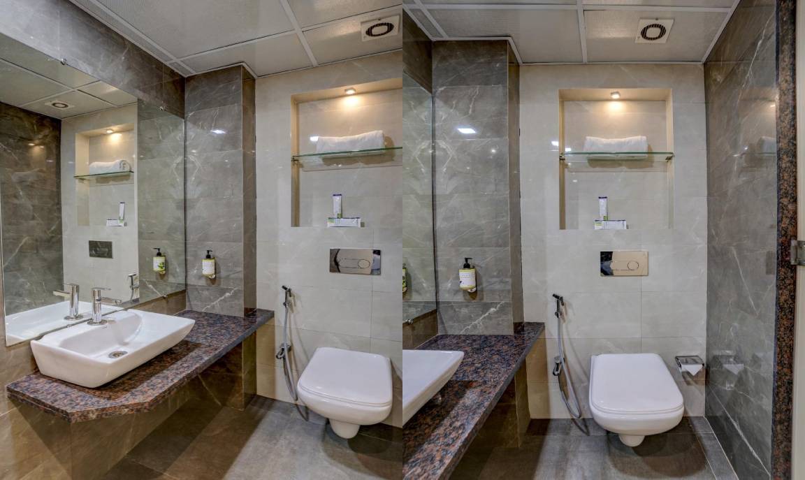 Photo of Bathroom in Marol