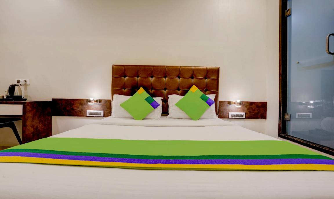 Photo of Bedroom in Marol