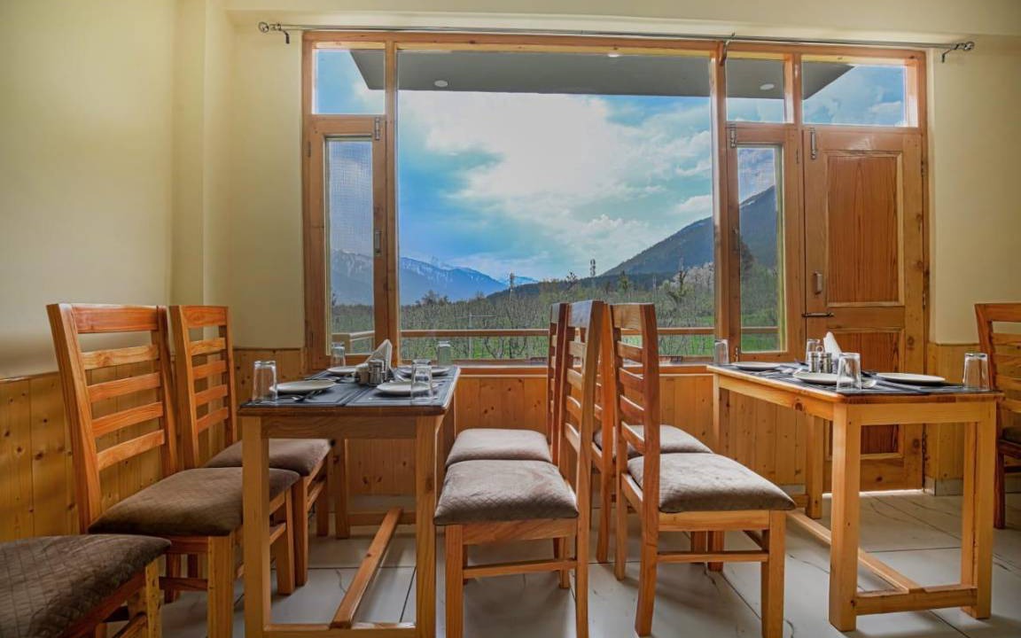 Photo of Others in Old Manali