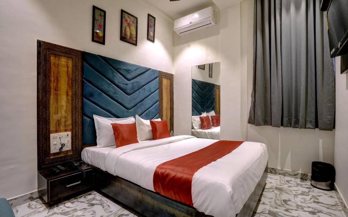 Photo of Bedroom in Girgaon