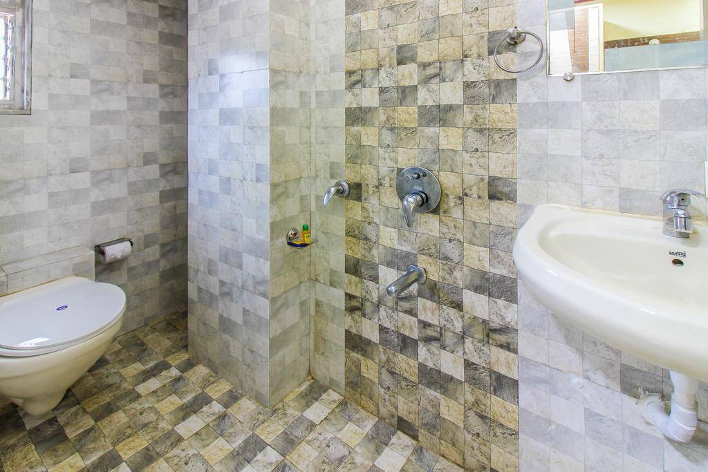 Photo of Bathroom in Jogeshwari West