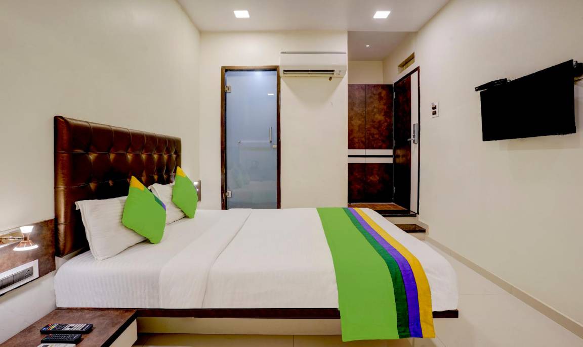 Photo of Bedroom in Marol