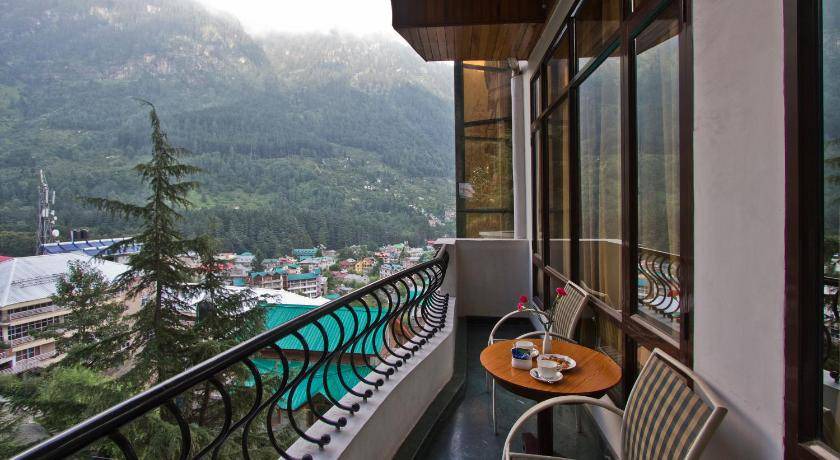Photo of Others in Old Manali
