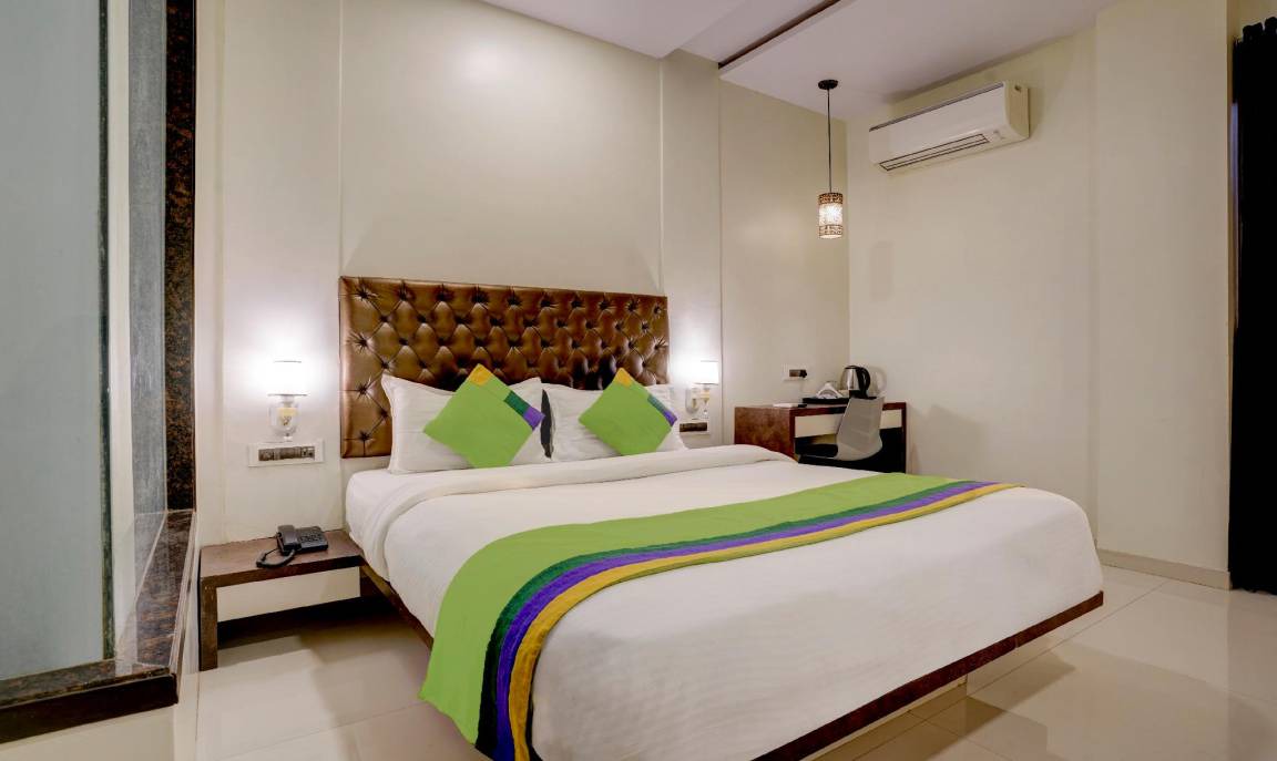 Photo of Bedroom in Marol