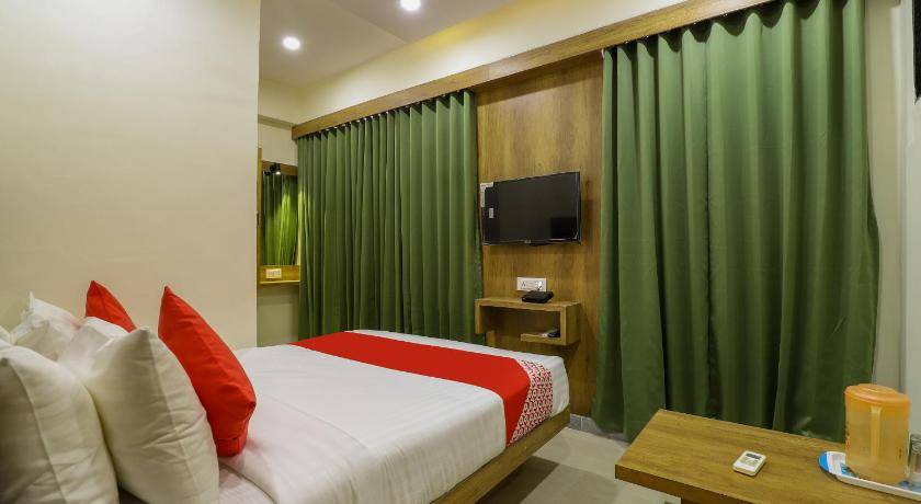 Photo of Bedroom in Navrangpura