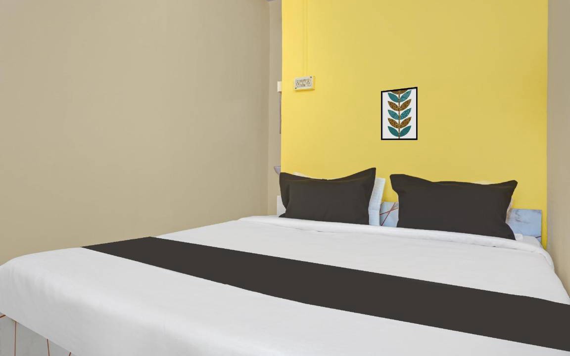 Photo of Bedroom in Thergaon