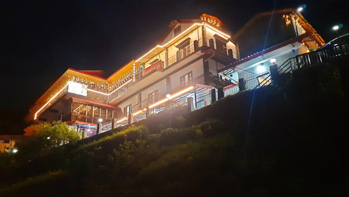 Photo of Others in Shoghi