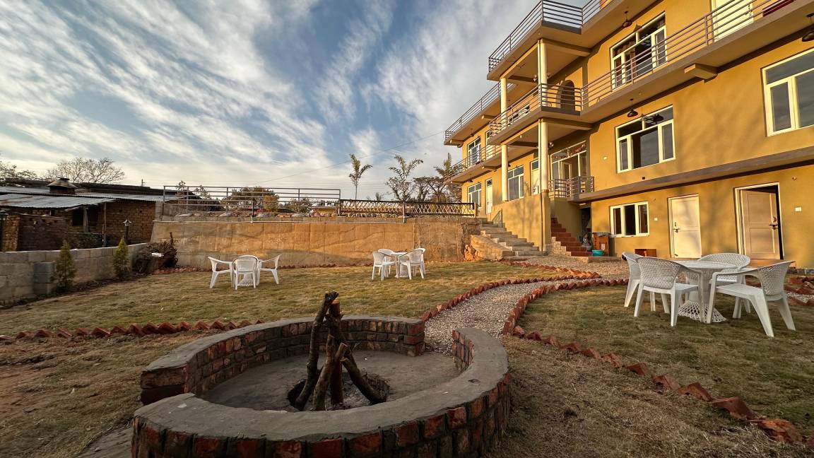 Photo of Buildings in Suja
