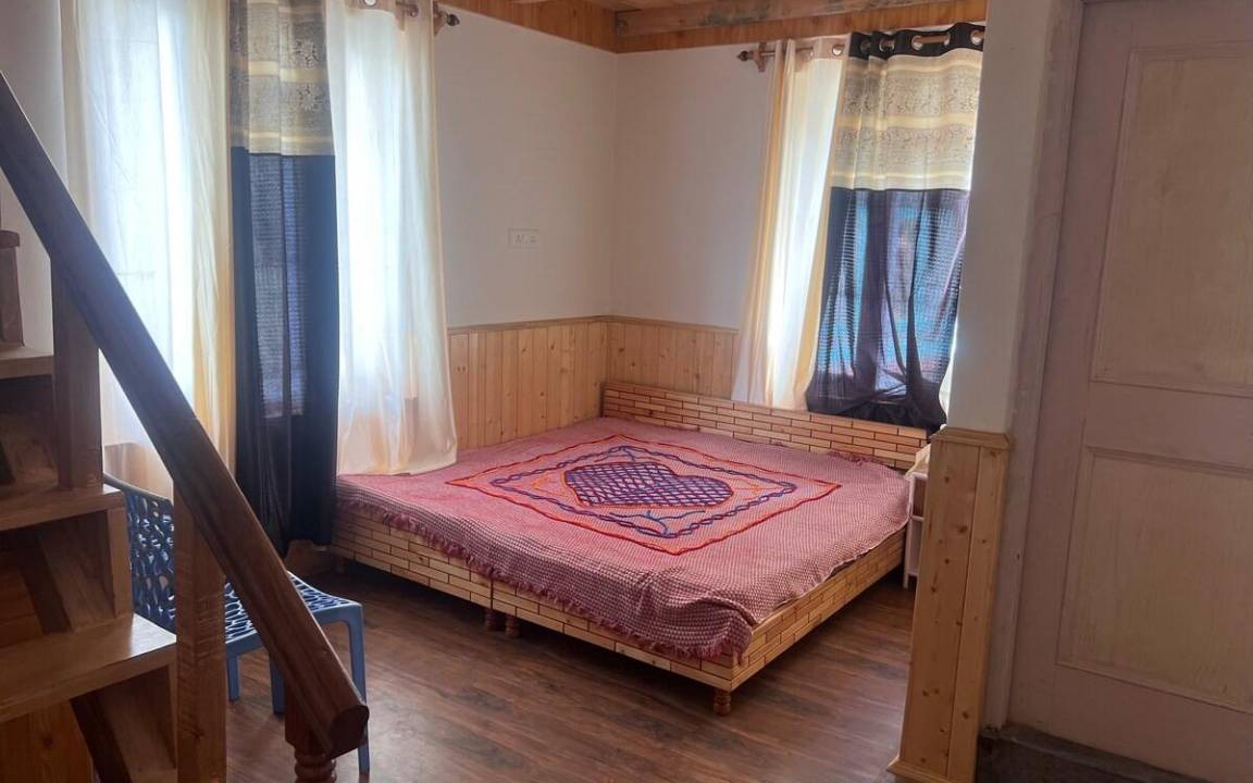 Photo of Others in Sissu