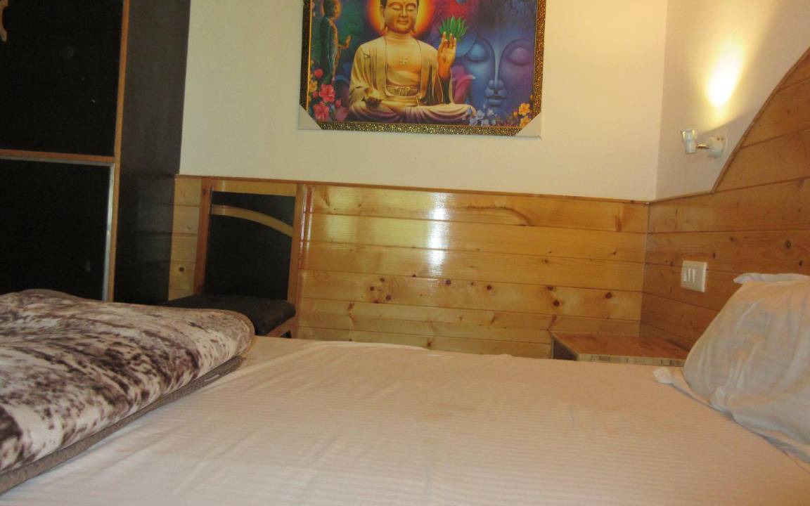 Photo of Bedroom in Old Manali