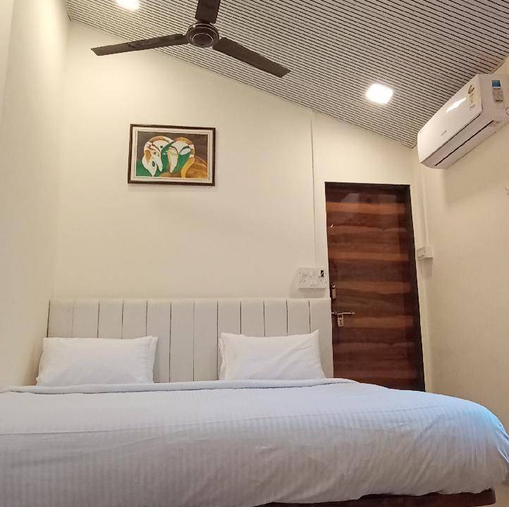 Photo of Bedroom in Matheran