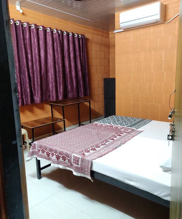 Photo of Bedroom in Satara