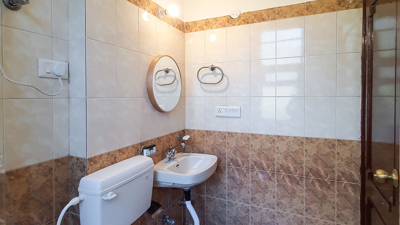 Photo of Bathroom in The Mall Road