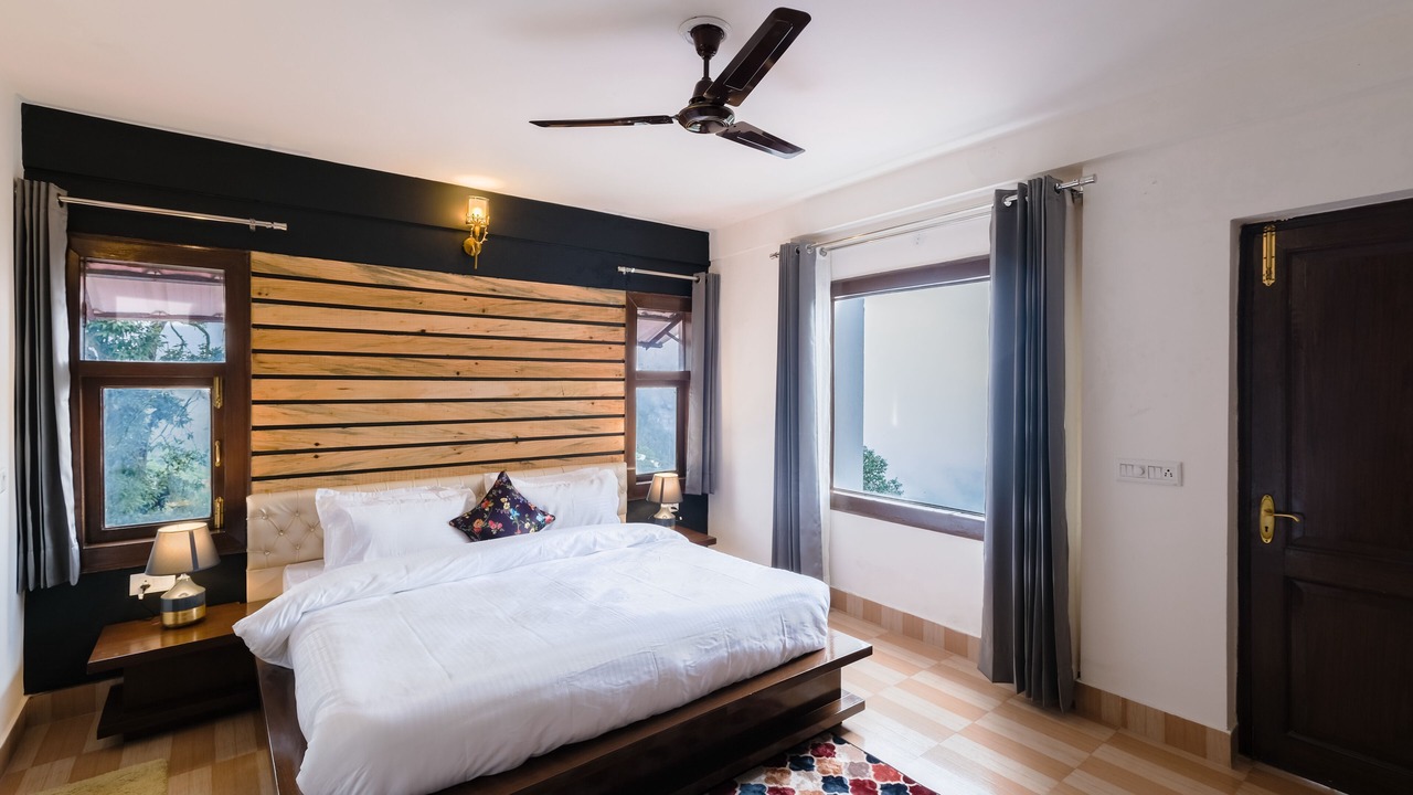 Photo of Bedroom in The Mall Road
