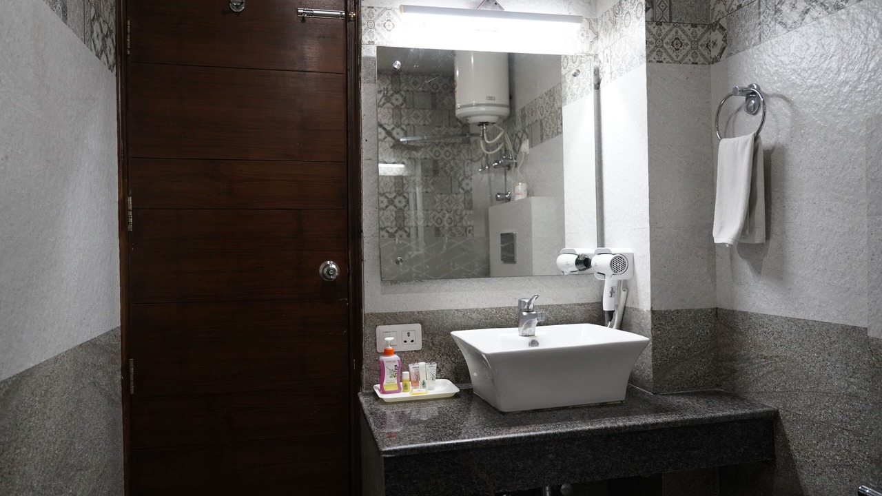 Photo of Bathroom in Fatehpur