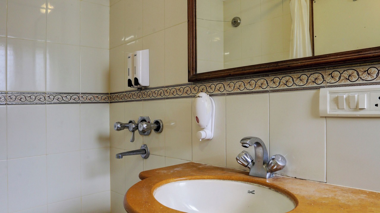 Photo of Bathroom in Santacruz