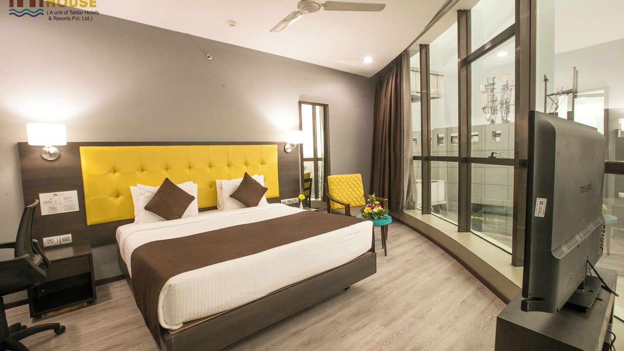 Photo of Bedroom in Airoli