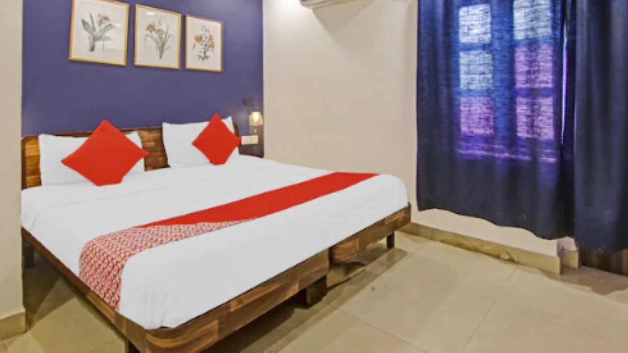 Photo of Bedroom in Greater Kailash I