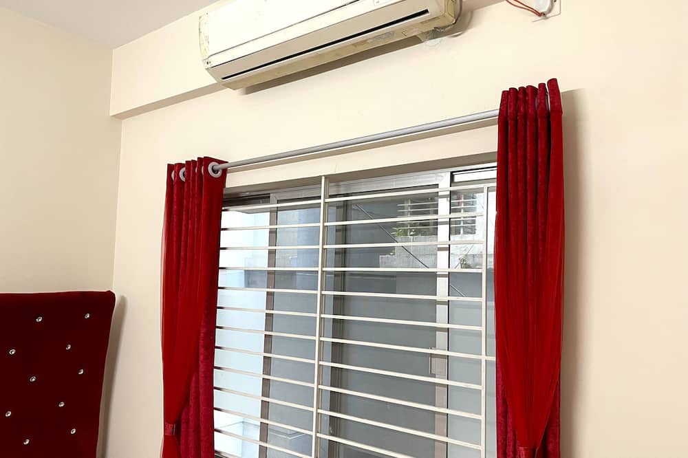 Photo of Bedroom in Dhanmondi