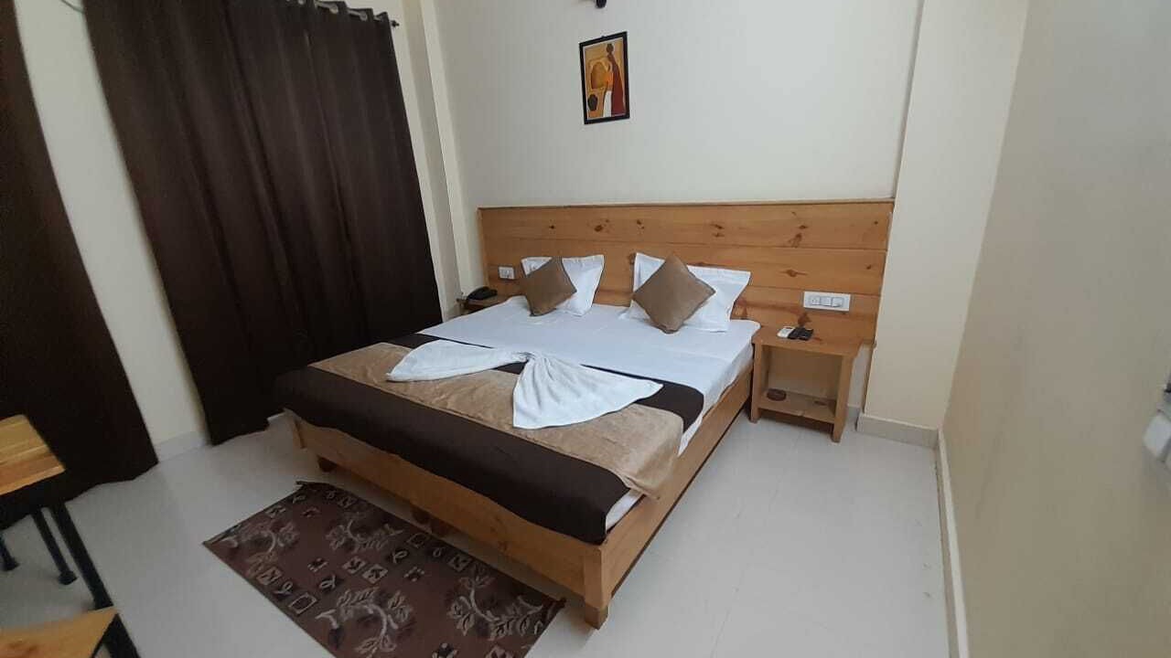 Photo of Bedroom in Tapovan