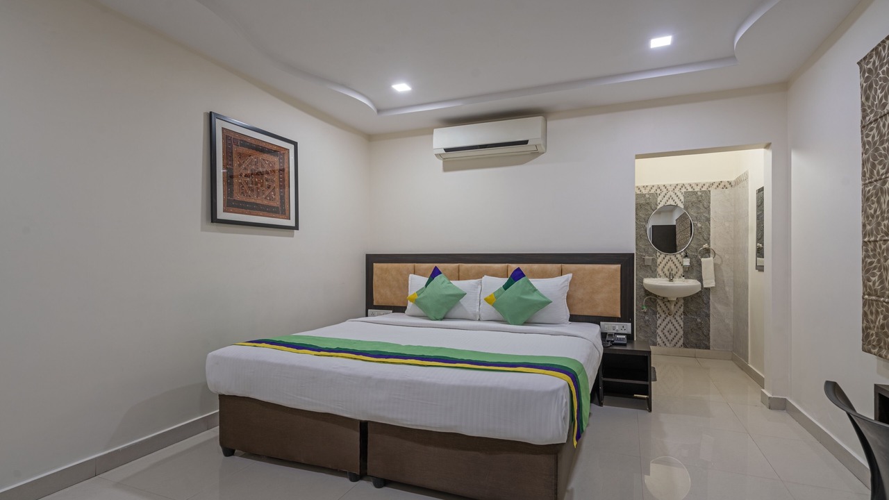 Photo of Bedroom in HITEC City