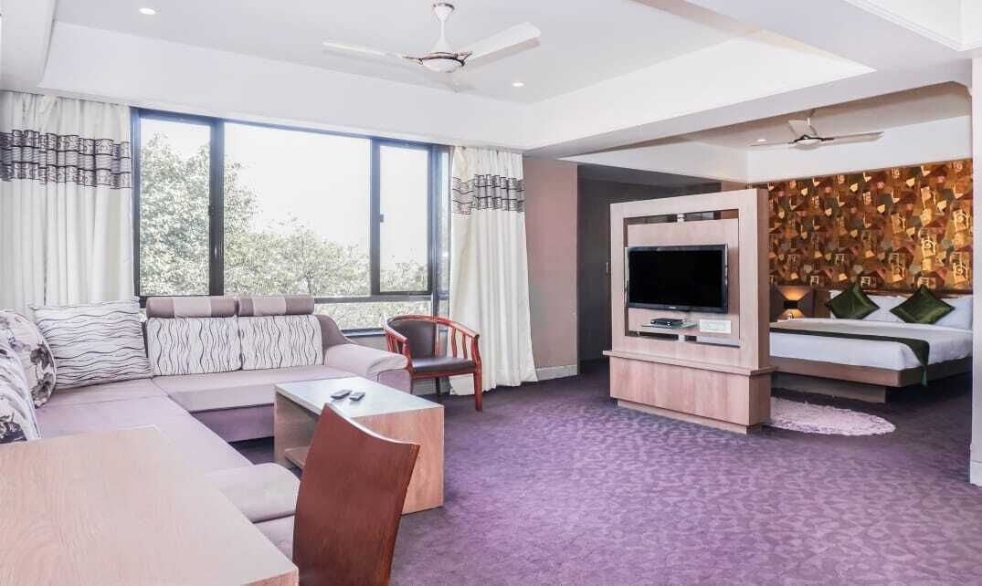 Photo of Bedroom in Satara