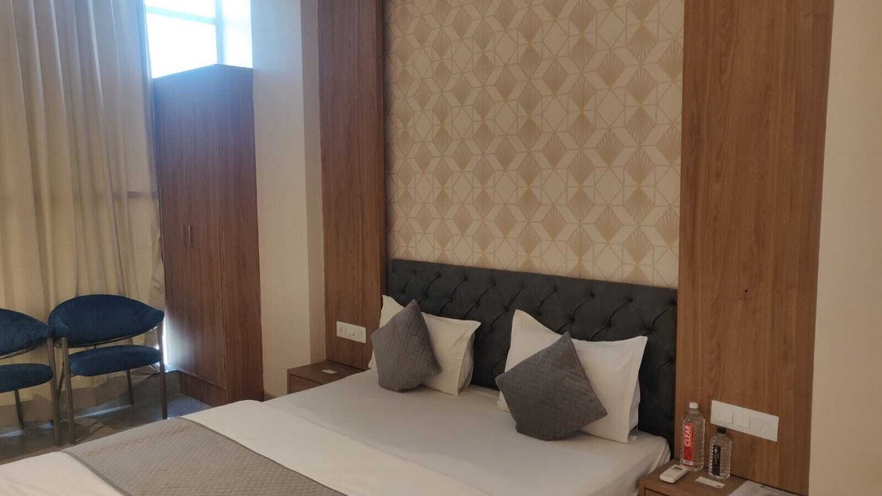 Photo of Bedroom in Jagatpura