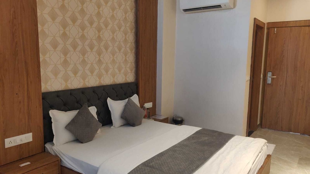 Photo of Bedroom in Jagatpura