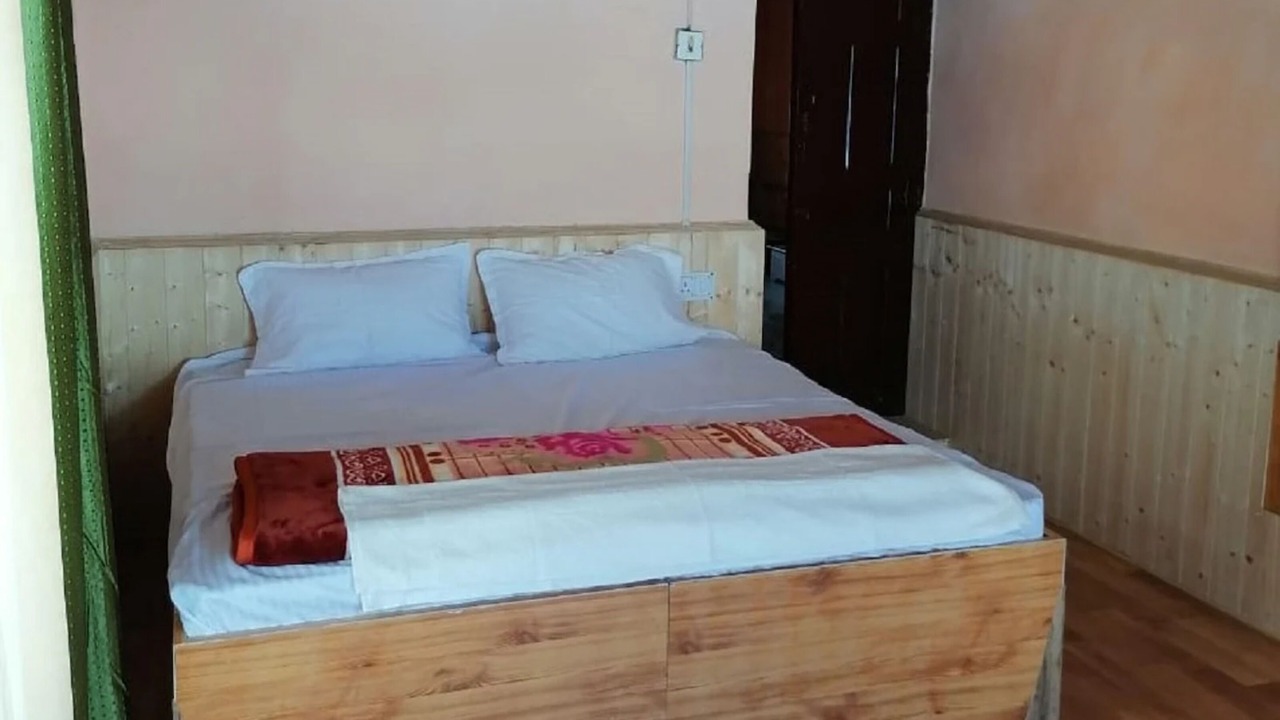 Photo of Bedroom in Keylong