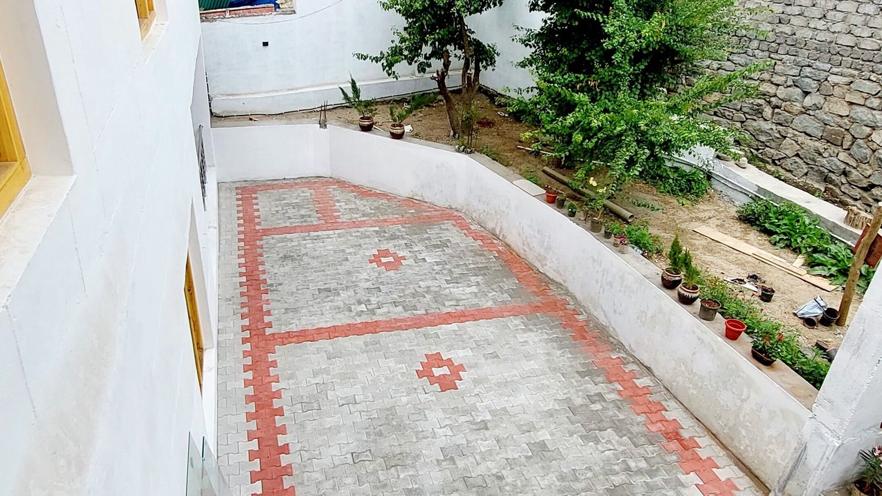 Photo of Patio Balcony in Leh