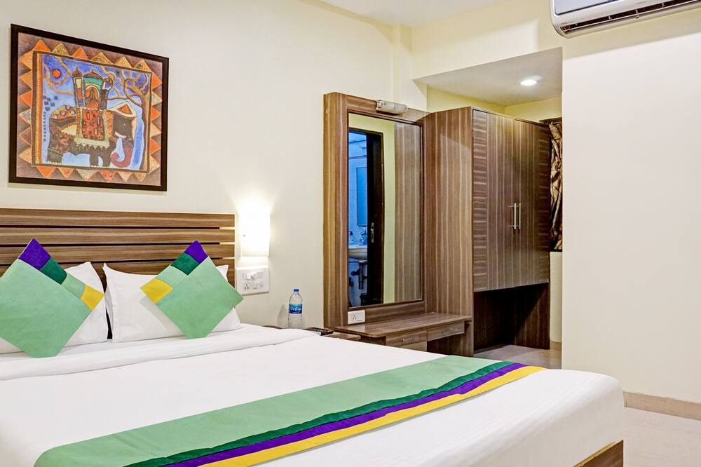 Photo of Bedroom in Central Pune