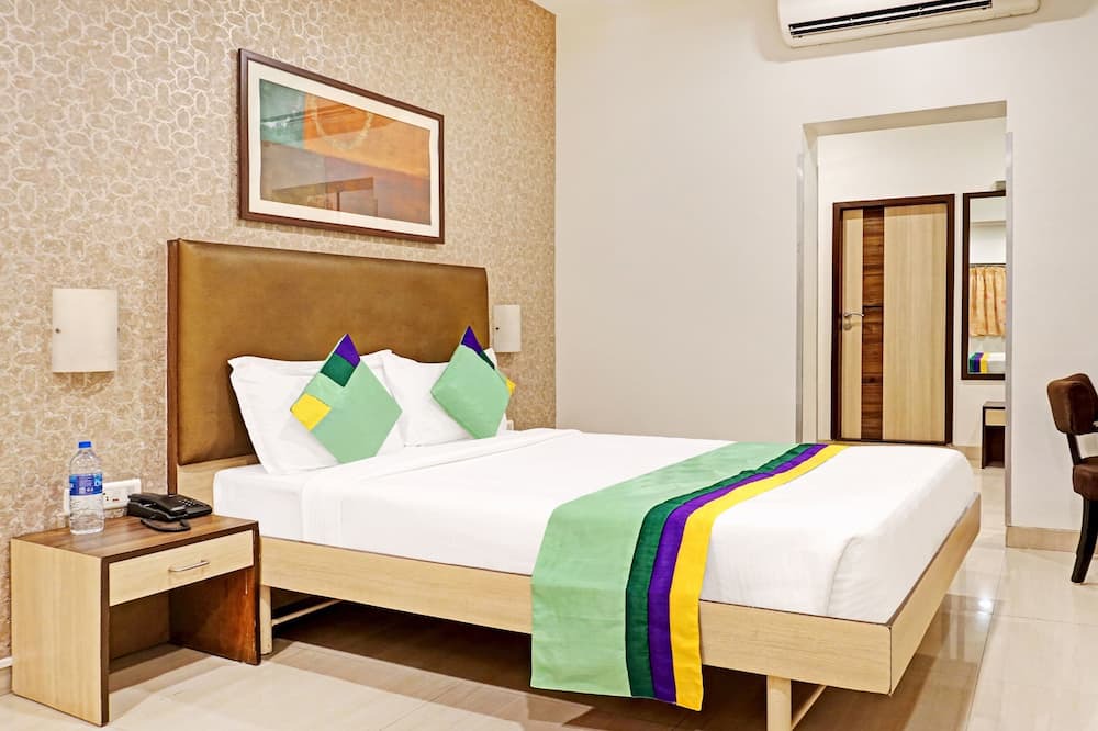 Photo of Bedroom in Central Pune