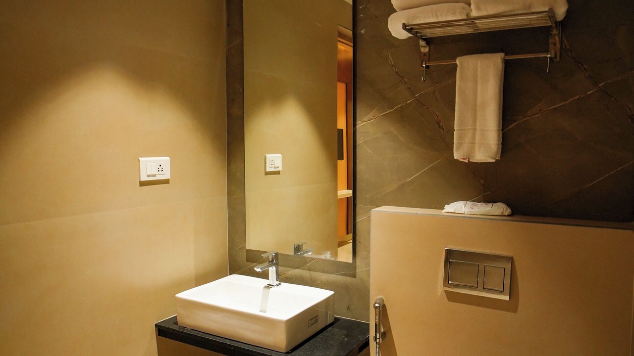 Photo of Bathroom in Palani