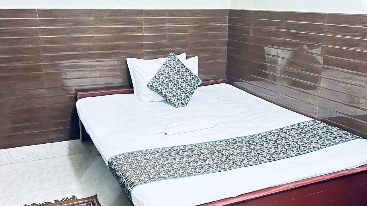 Photo of Bedroom in Rajgir