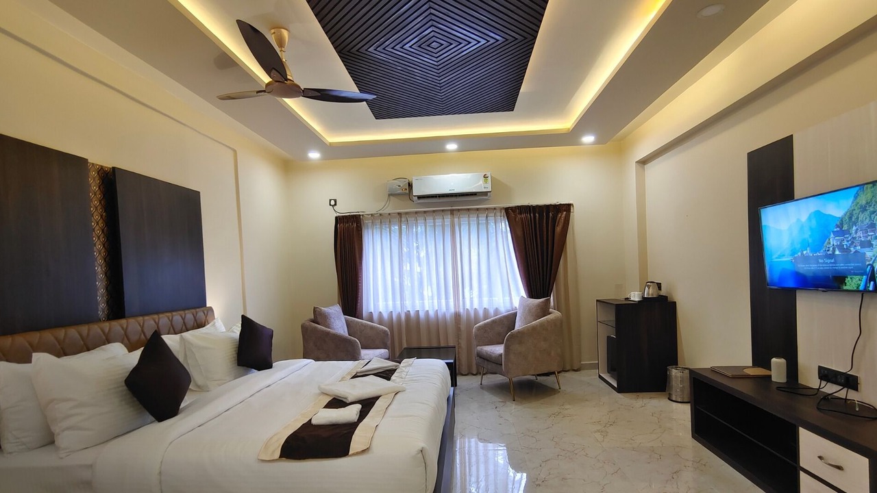 Photo of Bedroom in Karwar