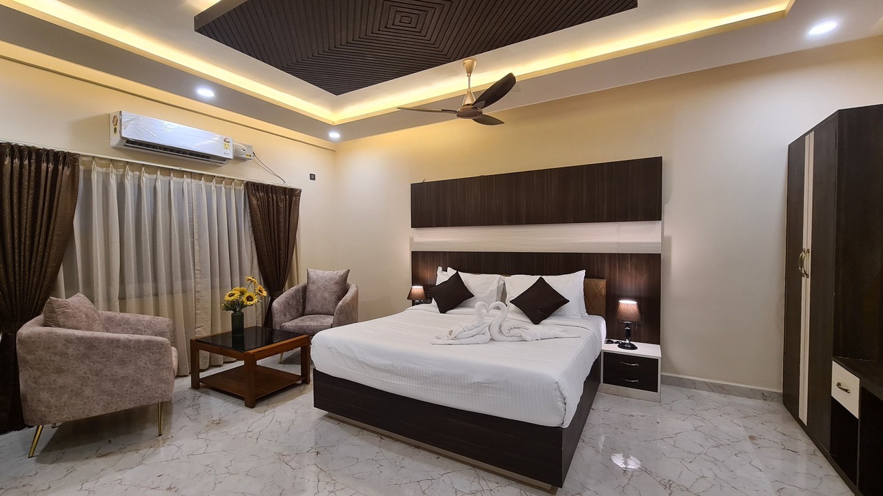 Photo of Bedroom in Karwar