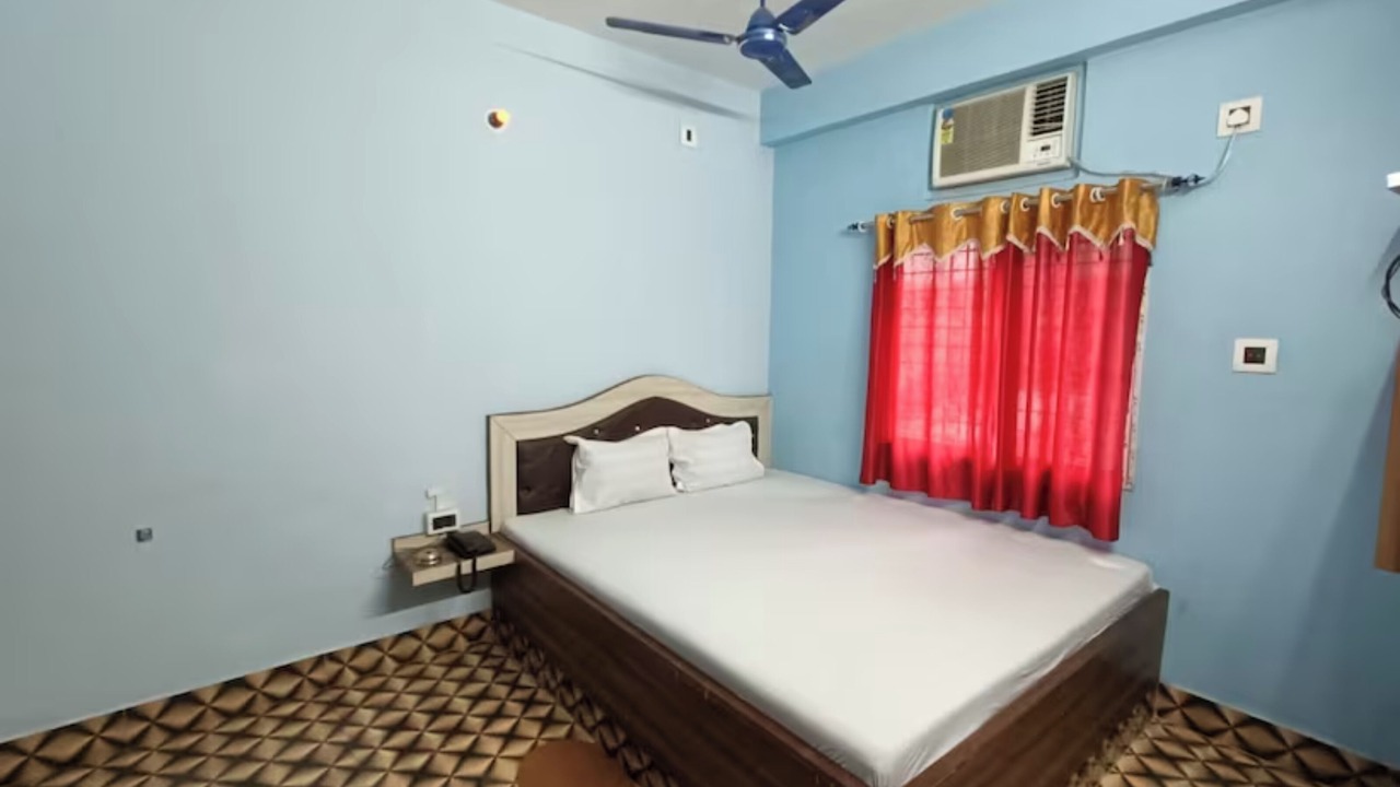 Photo of Bedroom in Tarapith