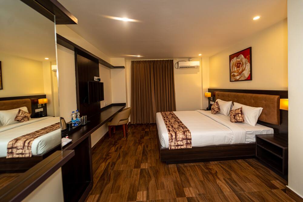 Photo of Bedroom in HBR Layout