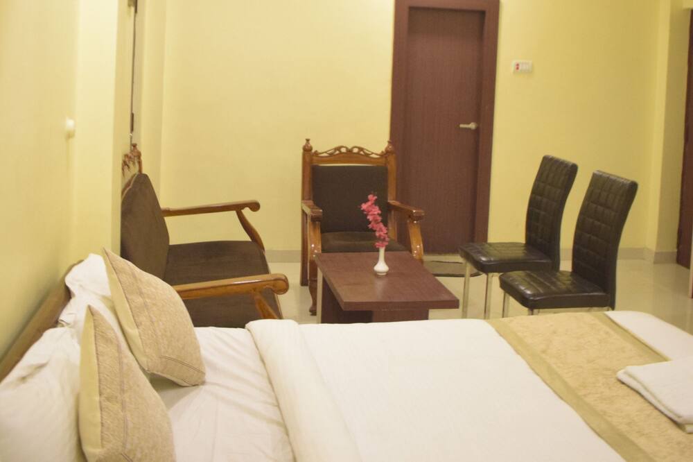 Photo of Bedroom in Dumka