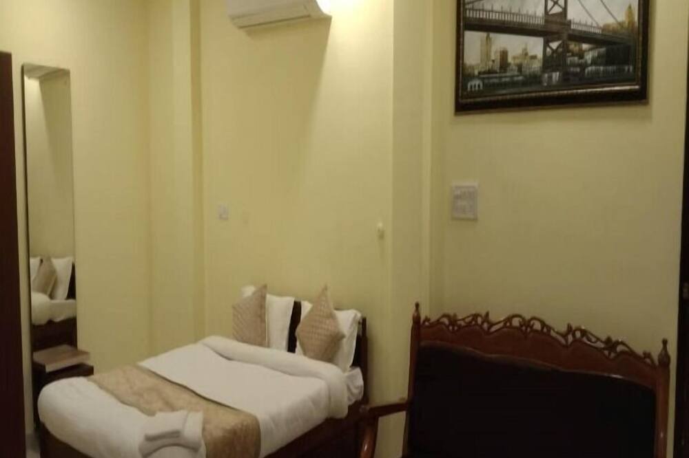 Photo of Bedroom in Dumka