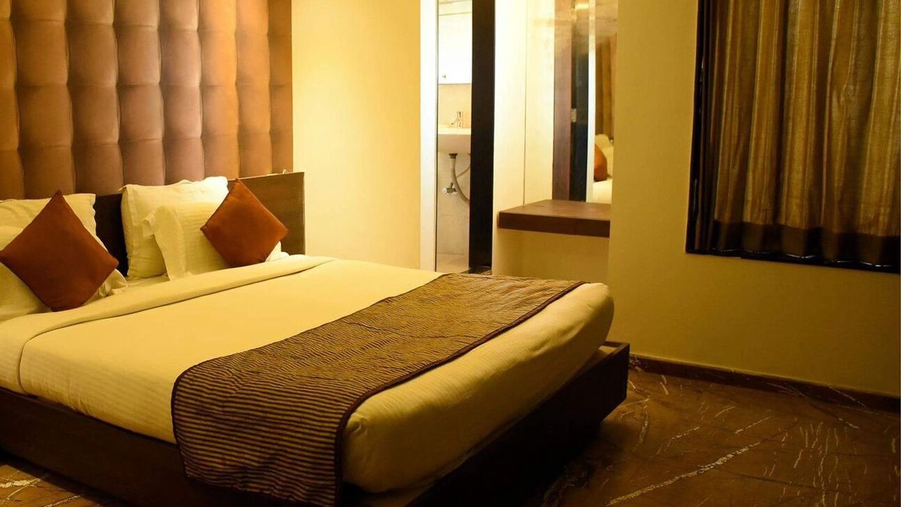 Photo of Bedroom in Rajkot