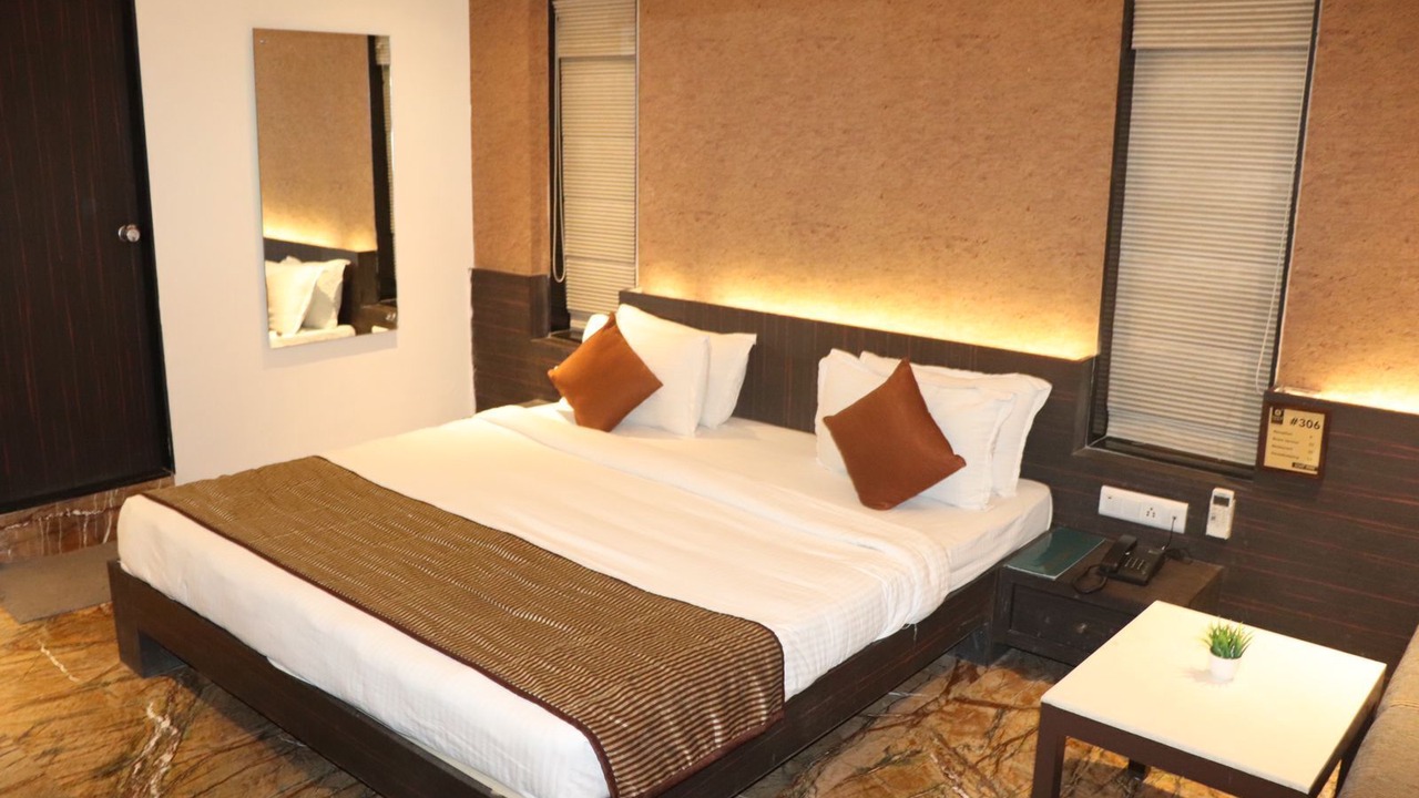 Photo of Bedroom in Rajkot